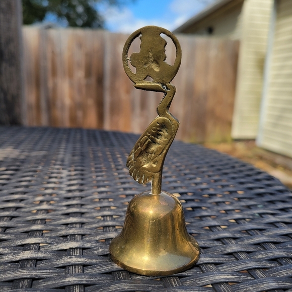 Beautiful Chinese Brass Crane Heron Bird Bell About 4" Tall Collectible - Picture 2 of 9